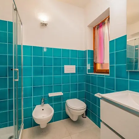 Residenziale Trilocale 6 Posti Letto Via Oristano