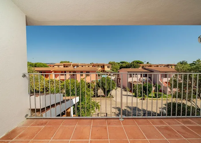 Residenziale Trilocale 4 Posti Letto Via Oristano San Teodoro (Sardinia)