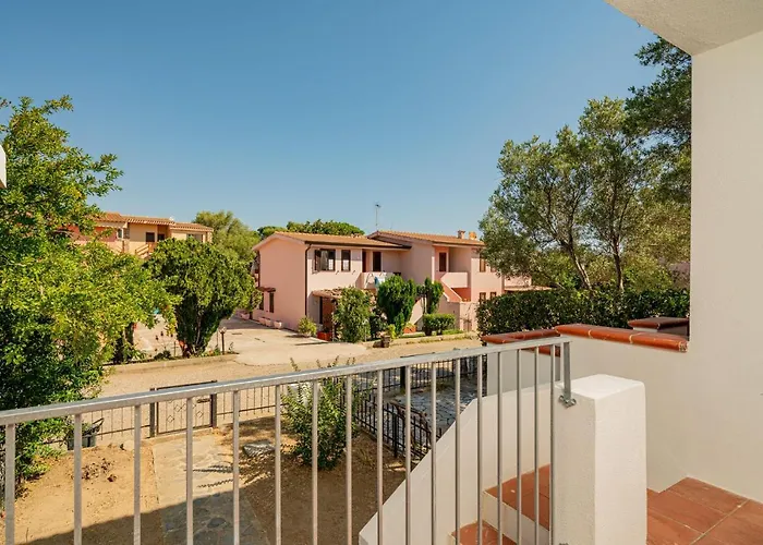 Residenziale Trilocale 4 Posti Letto Via Oristano Ferienhaus San Teodoro (Sardinia)