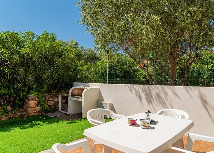 Ferienhaus Residenziale Trilocale 4 Posti Letto Via Oristano *